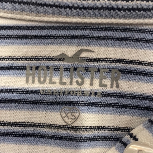 Striped Button Up Crop Top - Picture 2 of 2